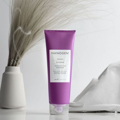 Шампунь для потовщення та росту волосся для жінок NANOGEN Thickening Hair Experience Shampoo for Woman 240 мл - основне фото