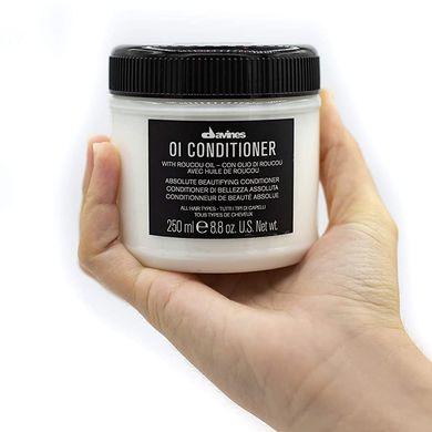 Пом'якшувальний кондиціонер для абсолютної краси волосся Davines OI Conditioner 250 мл - основне фото