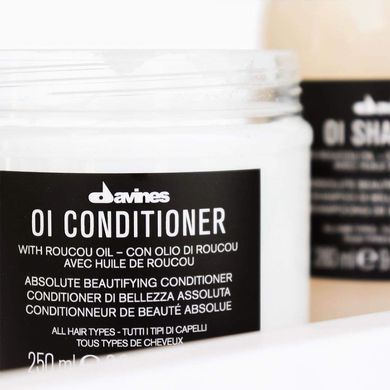 Смягчающий кондиционер для абсолютной красоты волос Davines OI Conditioner 250 мл - основное фото