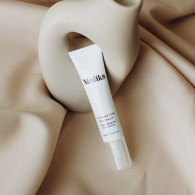Освітлювальний бальзам для очей Medik8 Illuminating Eye Balm 15 мл - основне фото