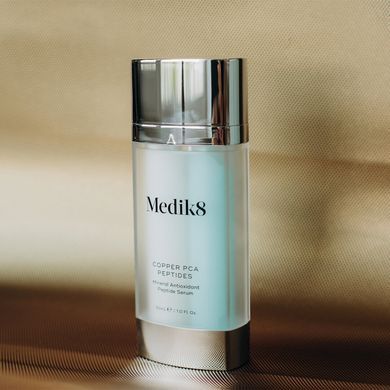 Мінеральна антиоксидантна пептидна сироватка Medik8 Copper PCA Peptides Serum 30 мл - основне фото