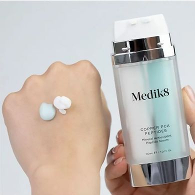 Мінеральна антиоксидантна пептидна сироватка Medik8 Copper PCA Peptides Serum 30 мл - основне фото