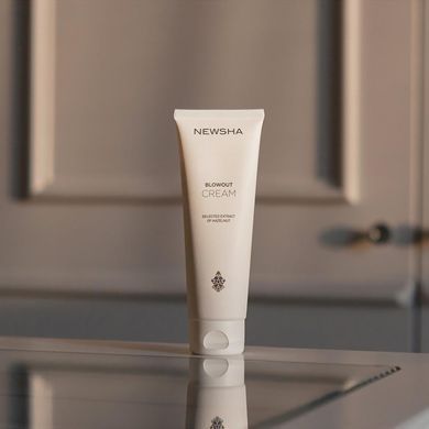 Термозащитный крем для укладки волос с эффектом быстрой сушки NEWSHA Blowout Cream 125 мл - основное фото