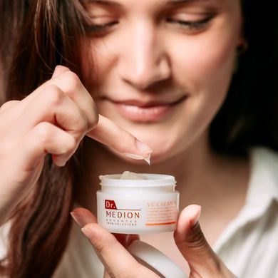Крем для обличчя з вітаміном С Dr. Medion VC Cream+ 40 г - основне фото