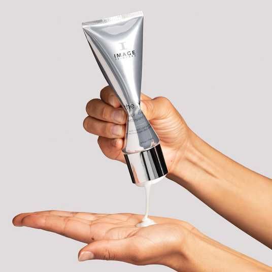 ᐉ Очищувальний засіб для обличчя Image Skincare The Max Stem Cell