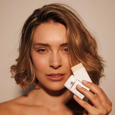 Cолнцезащитный кремовый стик UTSUKUSY Shine Sun Cream SPF 50 Solar Stick 15 мл - основное фото