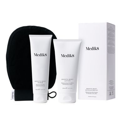 Набор для отшелушивания кожи тела Medik8 Smooth Body Exfoliating Kit - основное фото