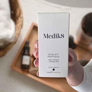 Укрепляющий гель для зоны вокруг глаз Medik8 Eyelift Peptides Age-Defying Firming Gel 15 мл - основное фото