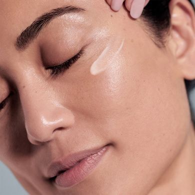 Укрепляющий гель для зоны вокруг глаз Medik8 Eyelift Peptides Age-Defying Firming Gel 15 мл - основное фото