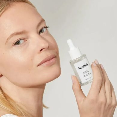 Мультипептидная антивозрастная сыворотка Medik8 Liquid Peptides 30 мл - основное фото
