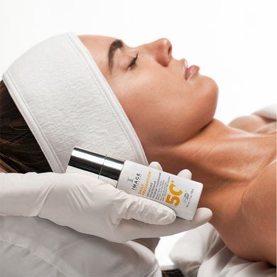 Сонцезахисний крем SPF 50 Image Skincare Daily Prevention Advanced Smartblend Mineral Moisturizer SPF 50+ 48 г - основне фото