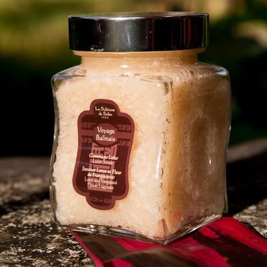 Кокосовий скраб для тіла &laquo;Лулур&raquo; La Sultane De Saba Voyage Balinais Exfoliating Lulur Scrub 300 г - основне фото