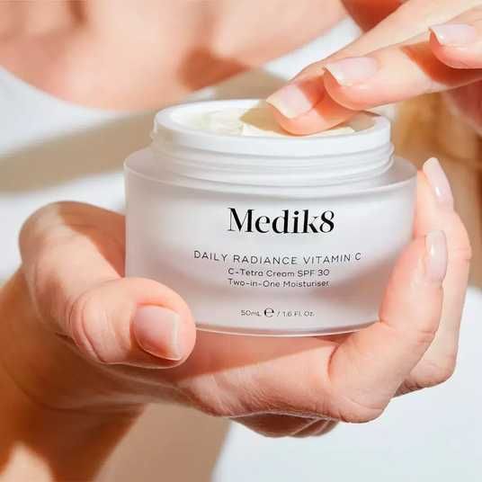 ᐉ Medik8 Daily Radiance Vitamin C C-Tetra Cream SPF 30 50 мл