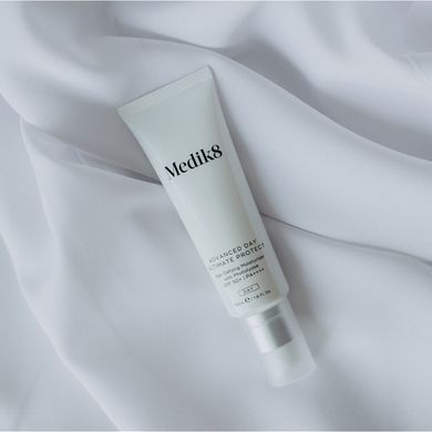 Дневной защитный крем с SPF 50 Medik8 Advanced Day Ultimate Protect SPF 50+ PA++++ 50 мл - основное фото