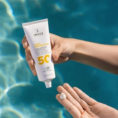 Солнцезащитный крем SPF 50 Image Skincare Daily Prevention Ultra Defense Moisturizer SPF 50 73 г - основное фото