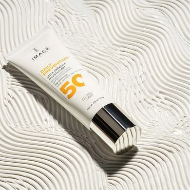 Солнцезащитный крем SPF 50 Image Skincare Daily Prevention Ultra Defense Moisturizer SPF 50 73 г - основное фото